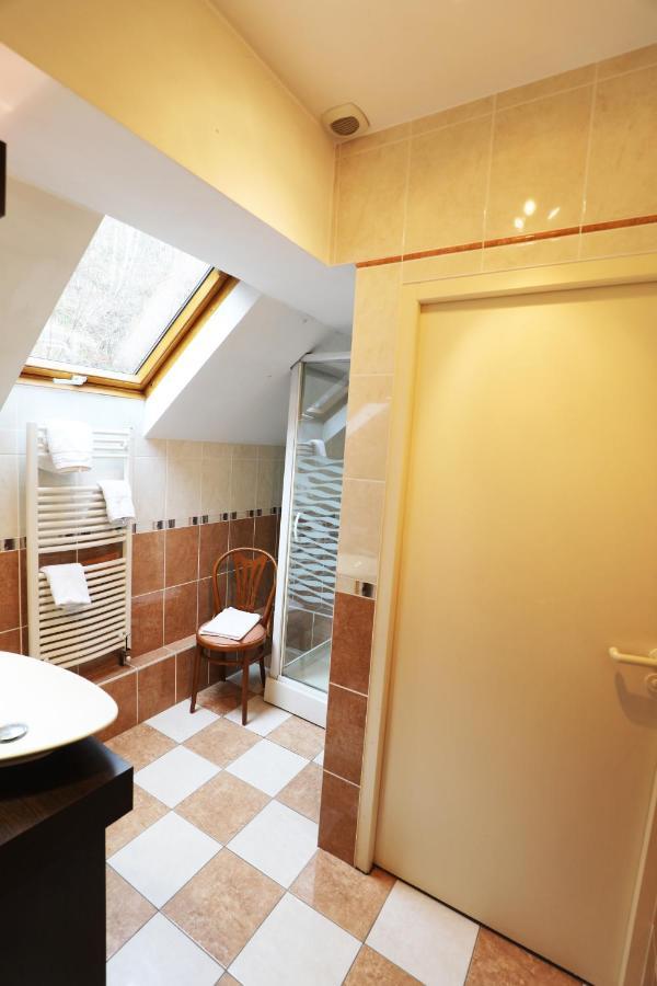 Hotel Logis Le Bourguignon Bèze Exteriér fotografie